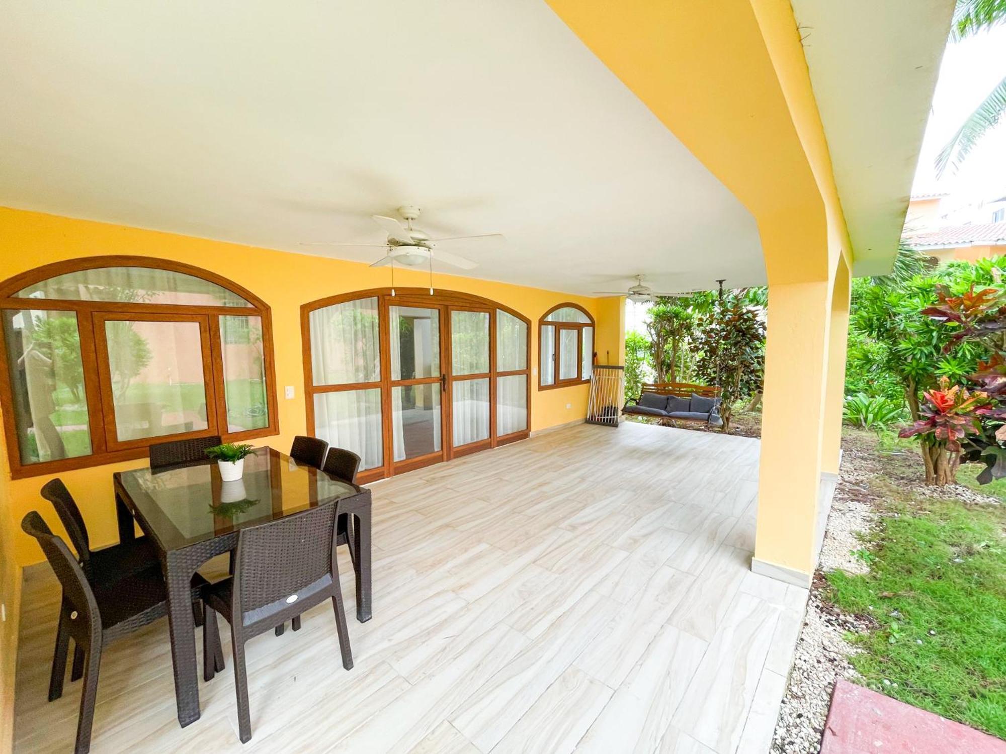 Caribbean Paradise Ocean Breeze Hotel With View Los Corales Bbq Wifi Beach Club & Spa Punta Cana Esterno foto