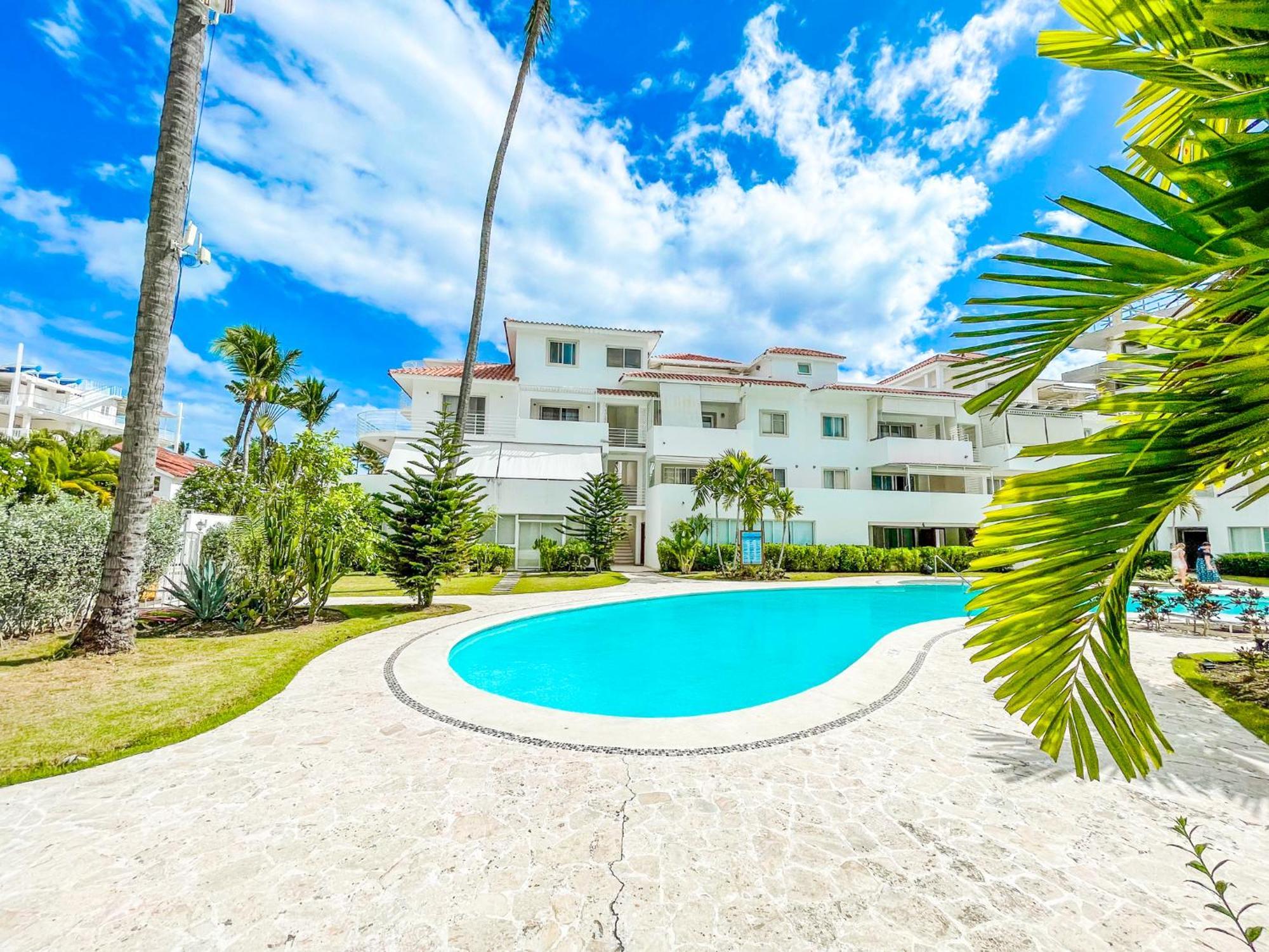 Caribbean Paradise Ocean Breeze Hotel With View Los Corales Bbq Wifi Beach Club & Spa Punta Cana Esterno foto